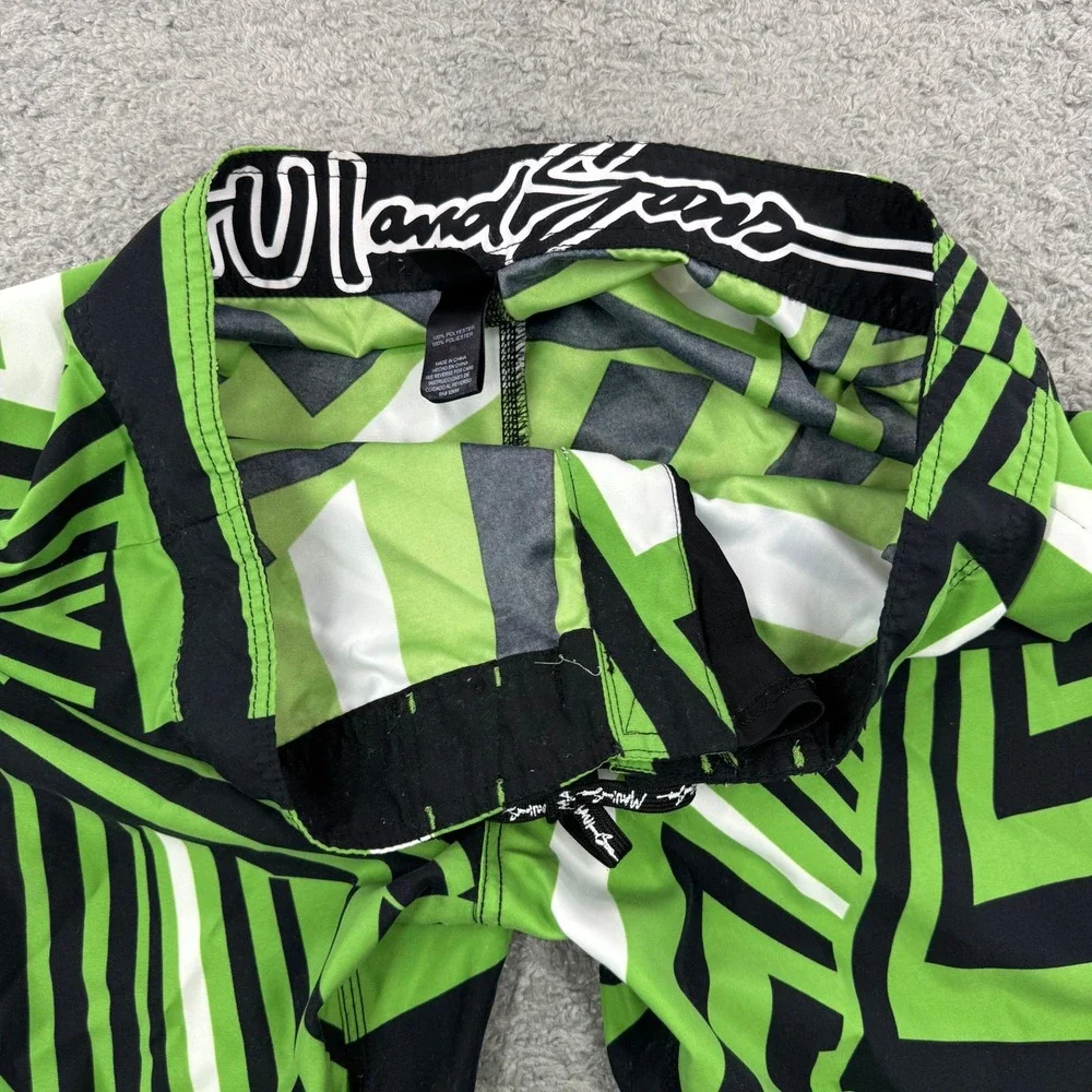 Maui and Sons Mens Size 36 Green Black Geometric Dazzle Board Shorts Swim Trunks